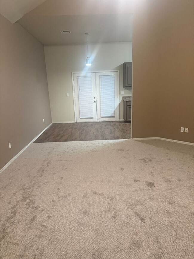 Building Photo - 11817 NW 7th St