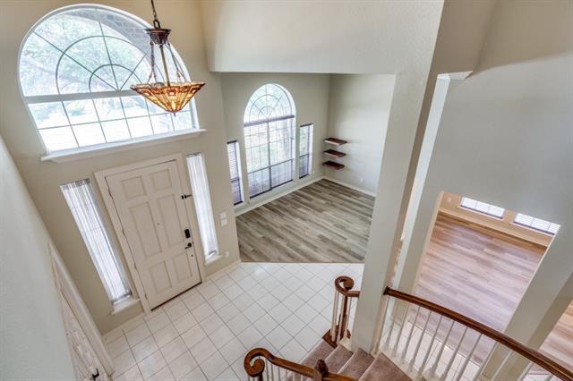 Building Photo - 2212 Grinelle Dr