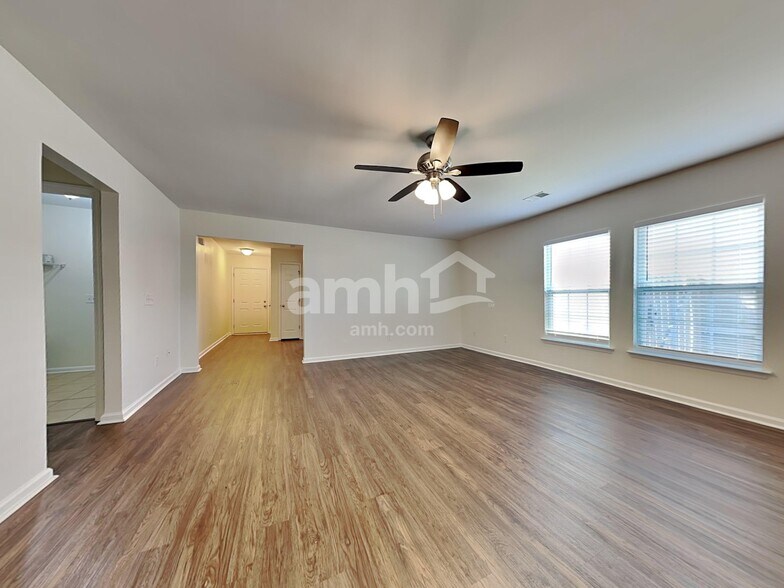 Building Photo - 1209 Wild Goose Trail