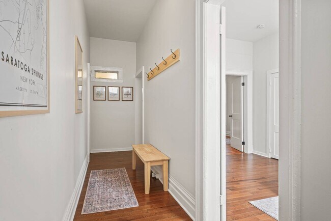 Primary Photo - 1 Oak St