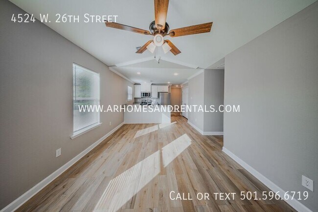 Building Photo - 4524 W 26th St