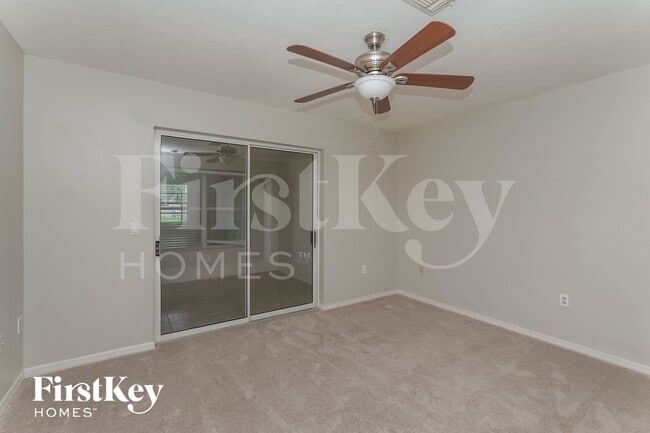 Building Photo - 5718 Wedgefield Dr