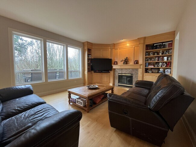 Building Photo - Executive-Style Northwest Heights Home with Forest Views and Refined Architectural Details