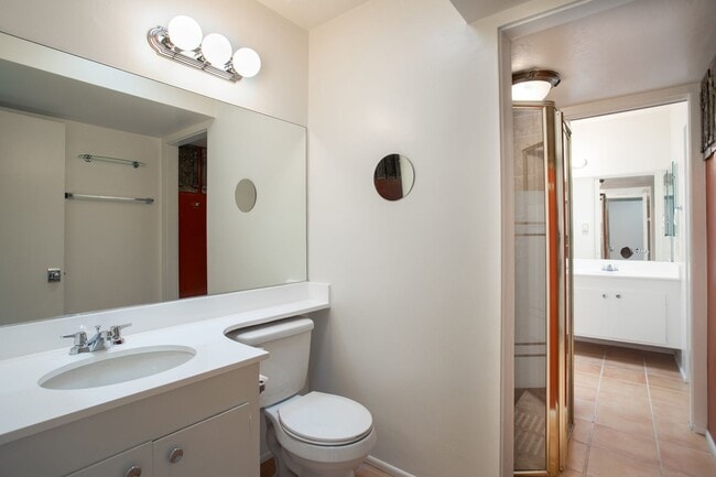 Building Photo - Mid-Century in Rancho Mirage!