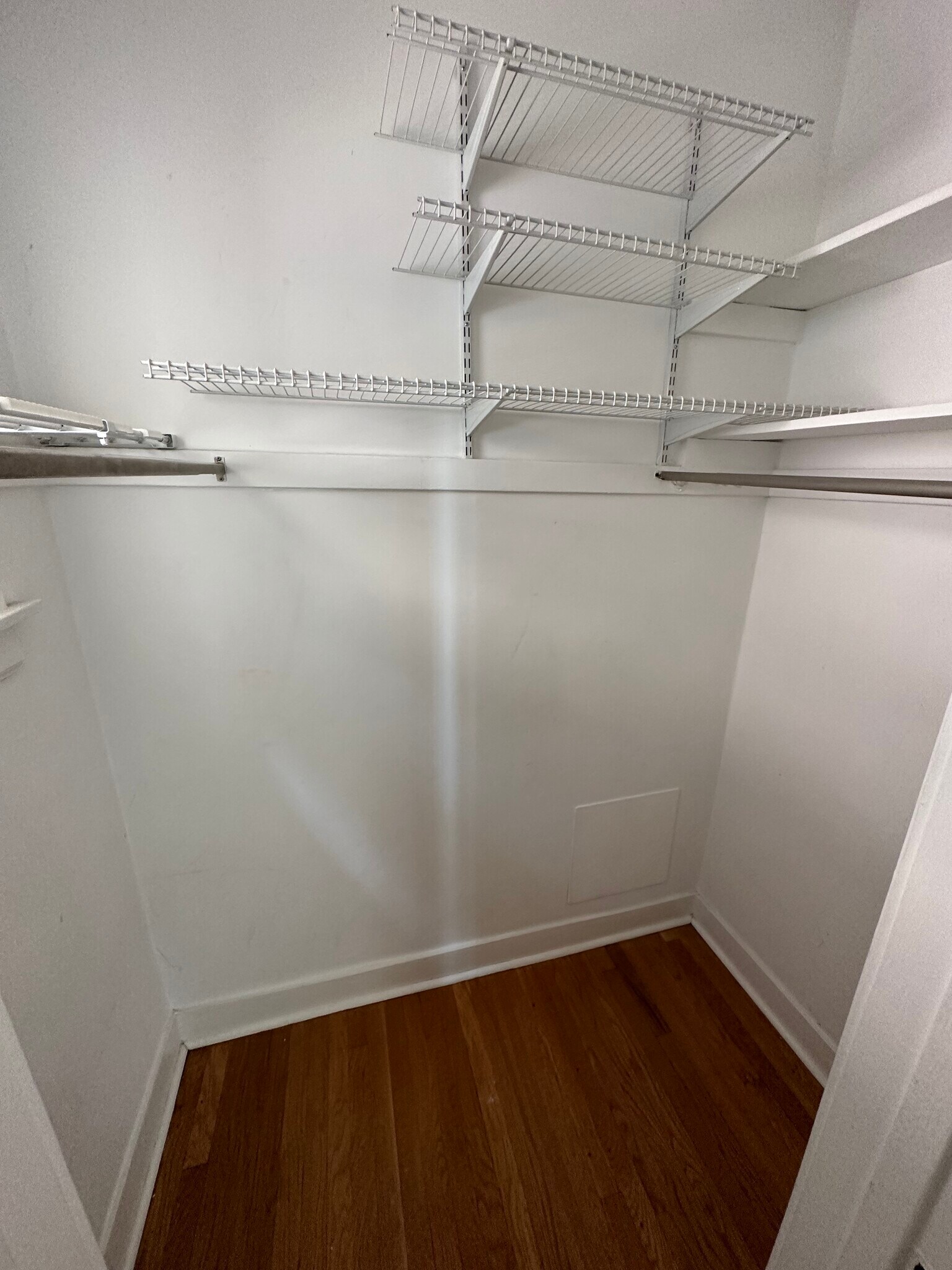 2nd Bedroom Closet - 2733 W Ainslie St