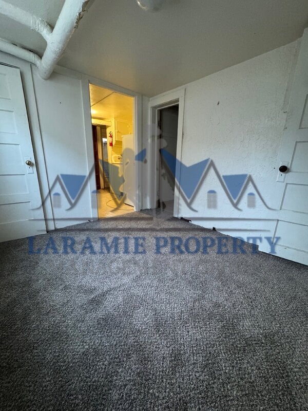 Building Photo - 508 E Garfield St