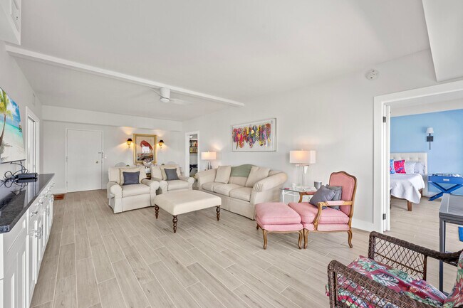 Building Photo - 3230 S Ocean Blvd