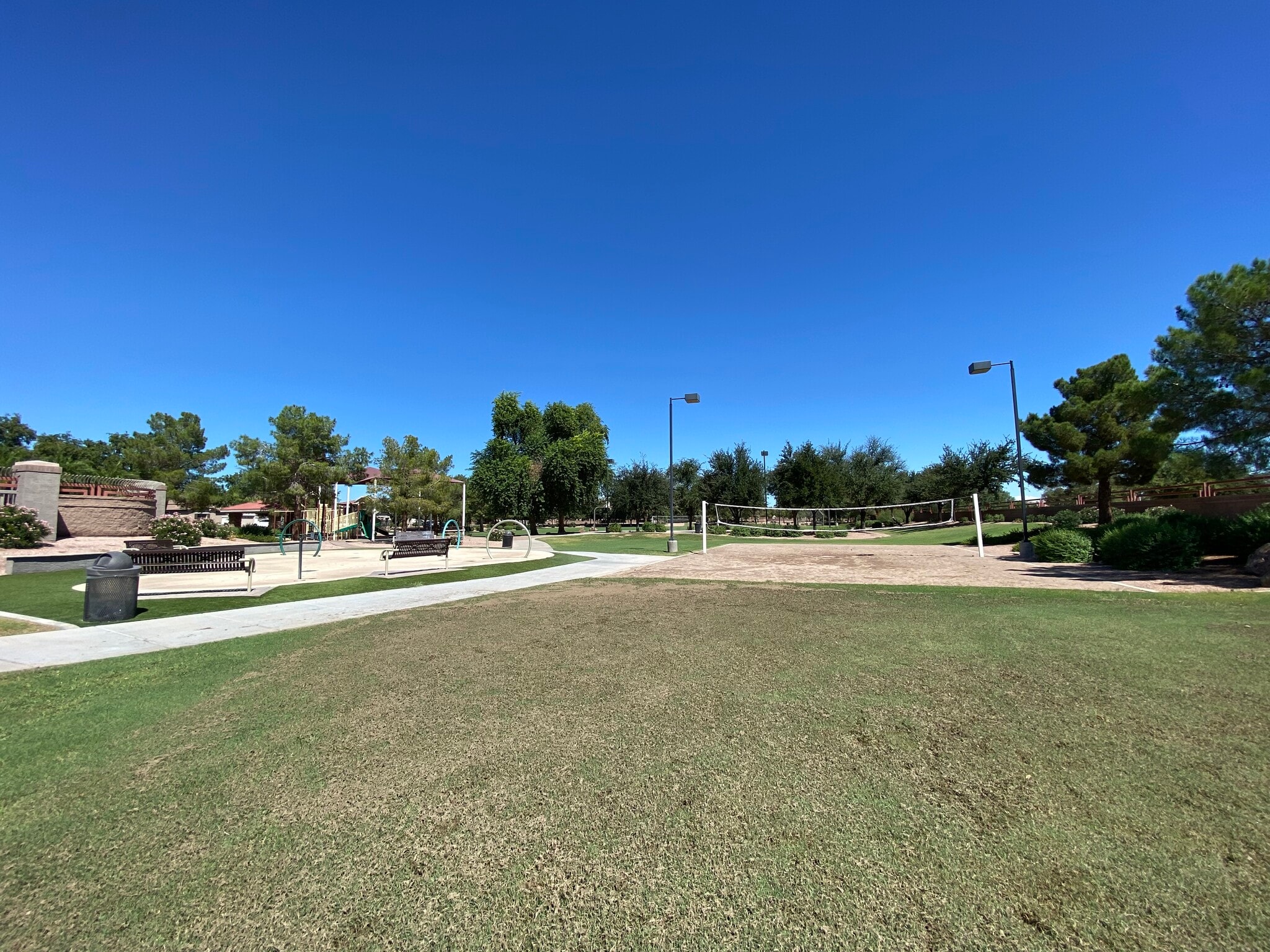 Building Photo - 18686 E Mockingbird Dr