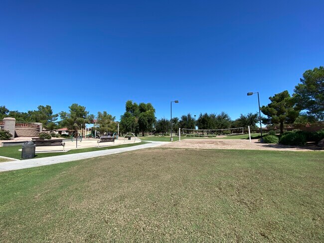 Building Photo - 18686 E Mockingbird Dr