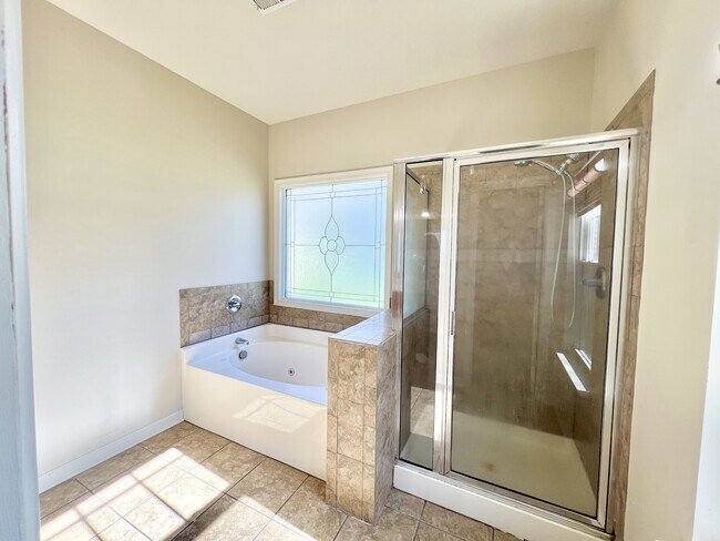 Building Photo - 109 Zebulon Ct