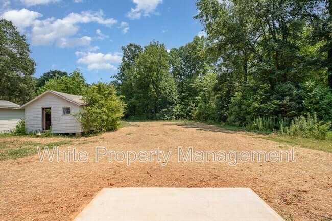 Building Photo - 782 Stanley Spencer Mountain Rd