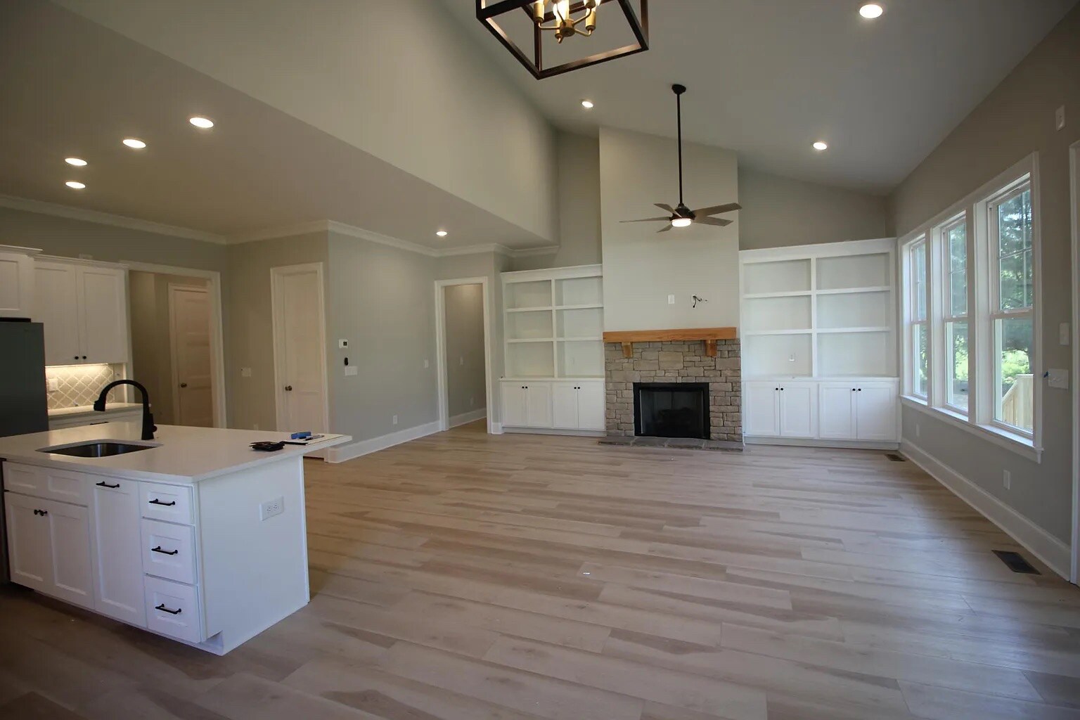 Building Photo - Room in House on Phelps West Rd