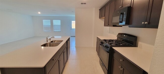 Building Photo - 2636 Turtle Dove Dr