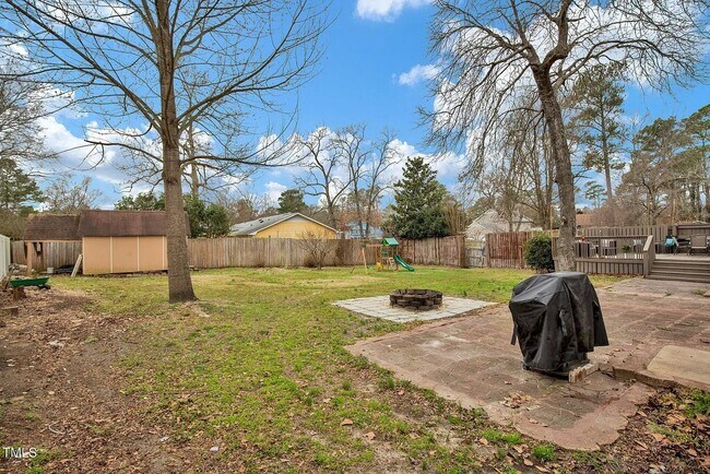 Building Photo - Charming 3BR House in Fayetteville