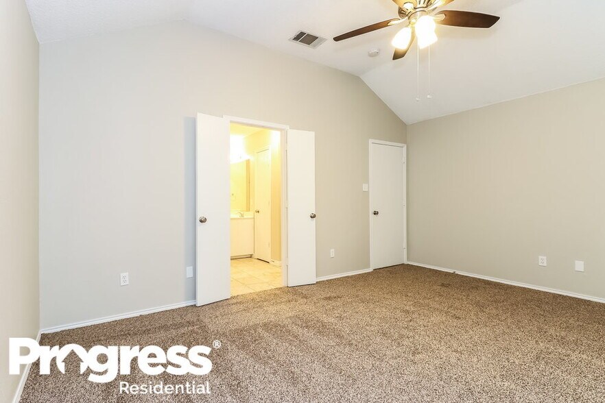 Building Photo - 508 Cambridge Dr