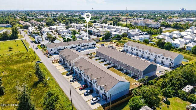 Building Photo - 5862 Tyndall Pkwy