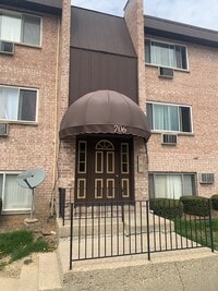 Building Photo - Countryside Apartments