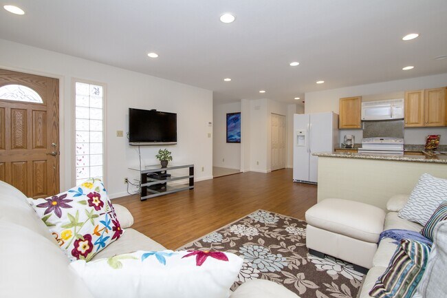 Building Photo - 1512 Ke’eaumoku St