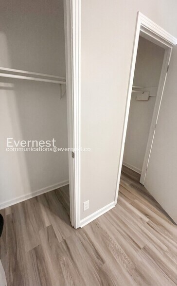 Building Photo - 483 Ellenwood Dr