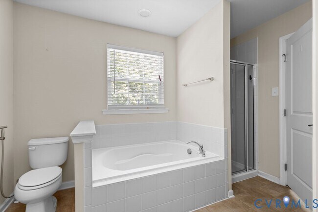 Building Photo - 3414 Avocado Dr