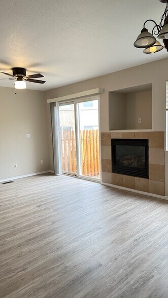 Living room, showing gas log fireplace - 5673 Appalachian Vw
