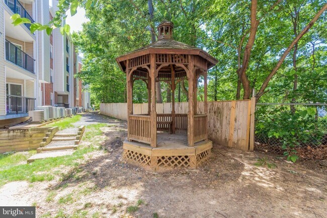 Building Photo - 3309 Wyndham Cir