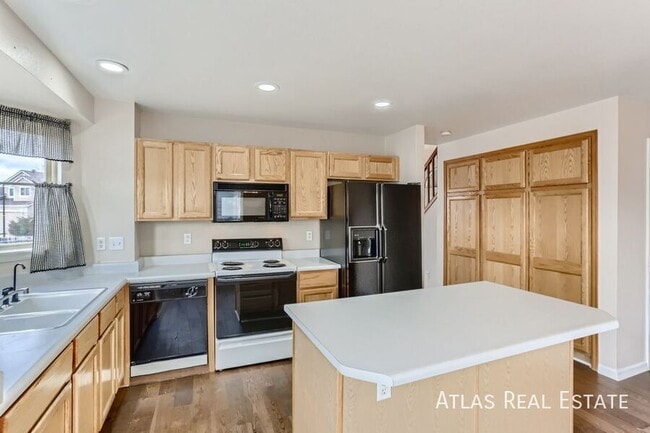 Building Photo - 12361 S Chateau Creek Ct