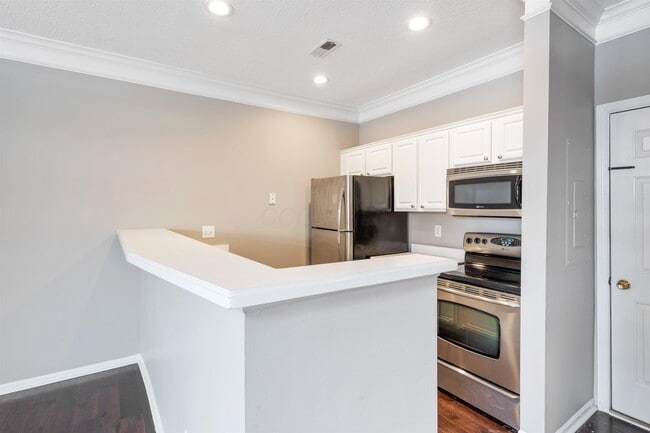 Building Photo - 6021 Craughwell Ln