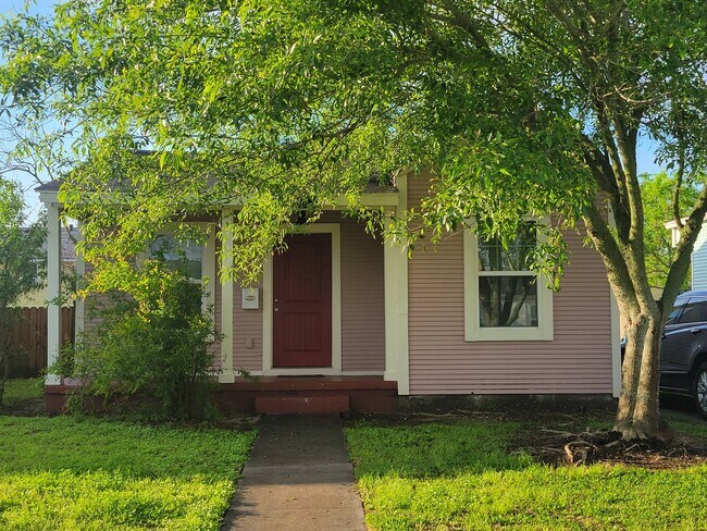 Building Photo - 5311 Avenue O