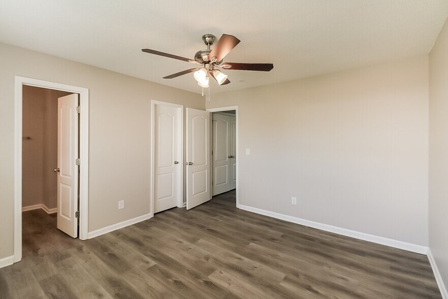 Building Photo - 2325 Bigwood Trail