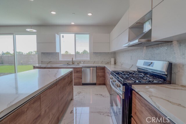 Building Photo - 14433 Buvan Ct