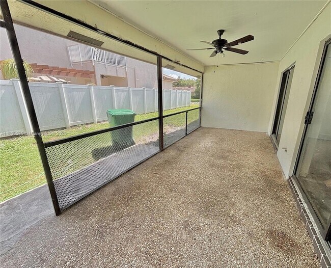 Building Photo - 11615 NW 23rd Ct