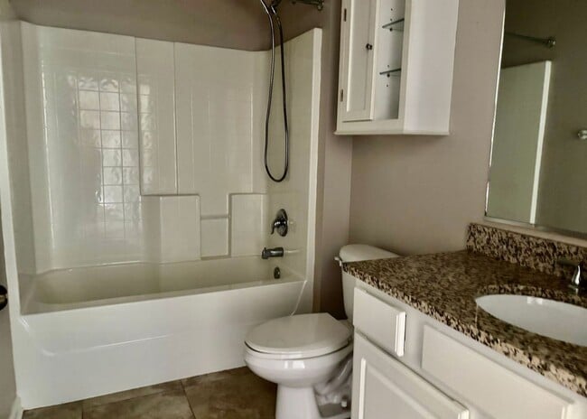 Building Photo - Available June 1st. Gorgeous 3 BR/2 BA Home Available in Desirable Whitney Lakes!