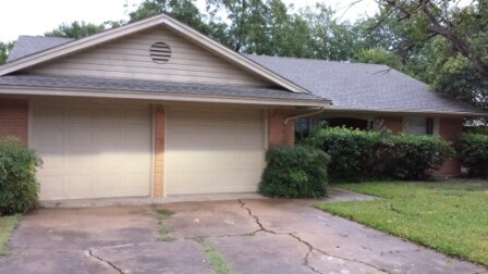 Building Photo - 806 British Blvd