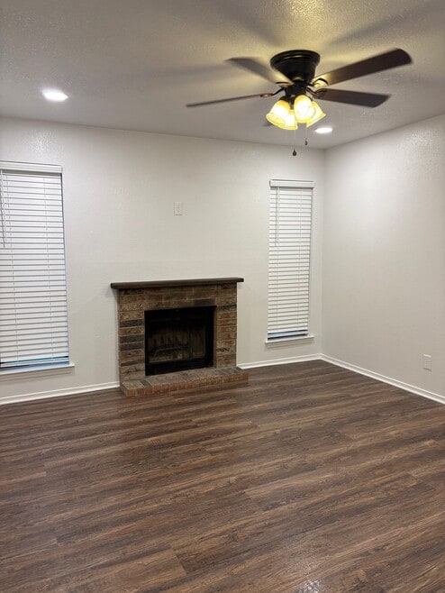 Building Photo - 4507 Coronado Ave