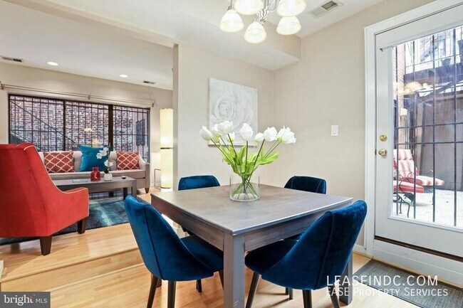 Building Photo - 1435 Corcoran St NW