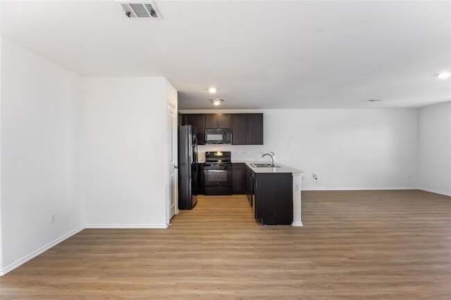 Building Photo - 1125 Largemouth Ln