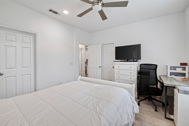 Building Photo - 10626 Cashew Run Ln