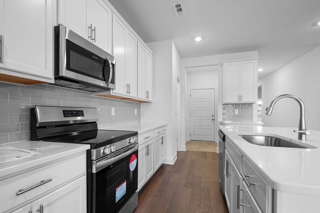 Building Photo - 4925 Turquoise Ln