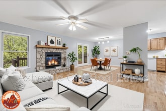 Building Photo - 103 Parkway Vista Dr