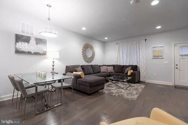 Building Photo - 2632-34 Ritter St