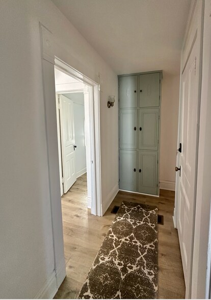 Building Photo - 712 45th St