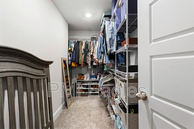 Building Photo - 491 Kinslow Ct