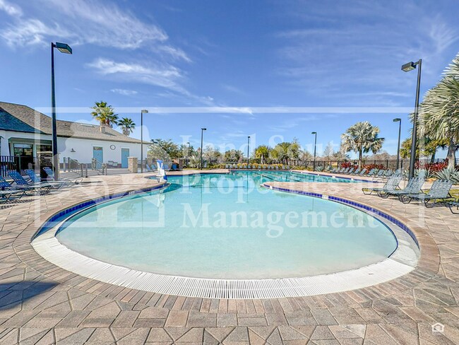 Building Photo - 6720 Great Bear Dr