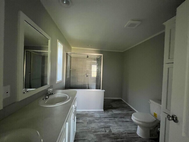 Building Photo - 81 Gazelle Dr