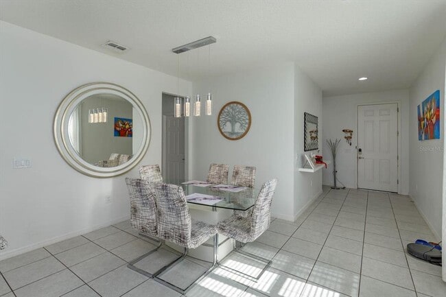 Building Photo - 2736 Giralda Ct