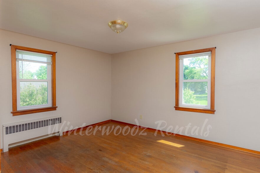 Bedroom - 1432 Porlier St