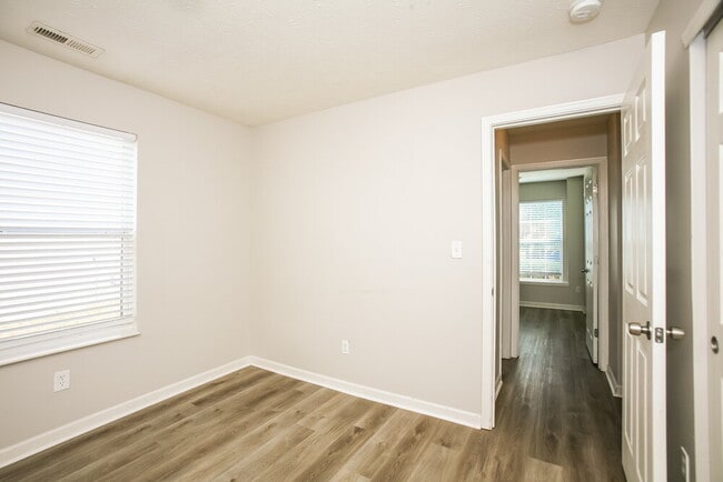 Building Photo - 2178 Rossington Ln