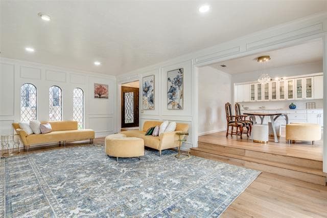 Building Photo - 9130 Valley Chapel Ln