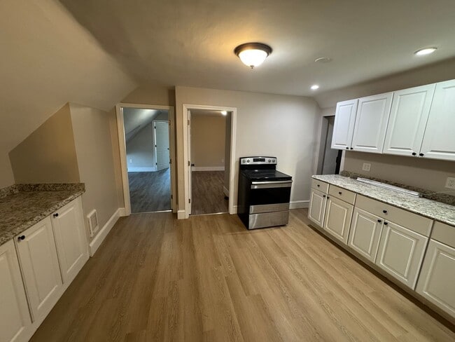 Building Photo - 70-72 Broadway-Unit 8